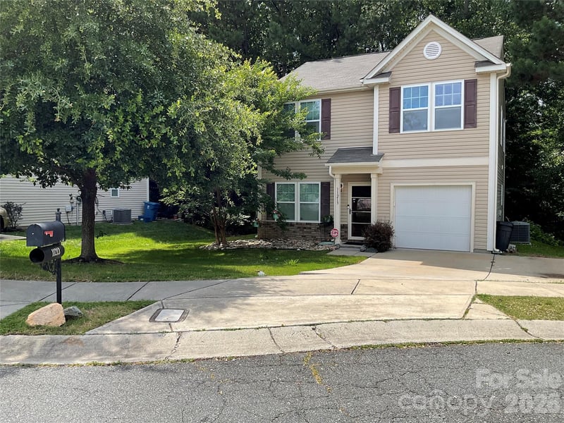 11213 Deer Stand Ct, Charlotte, NC 28214