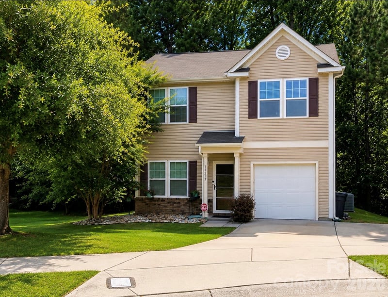 11213 Deer Stand Ct, Charlotte, NC 28214