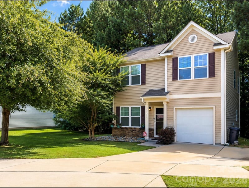 11213 Deer Stand Ct, Charlotte, NC 28214