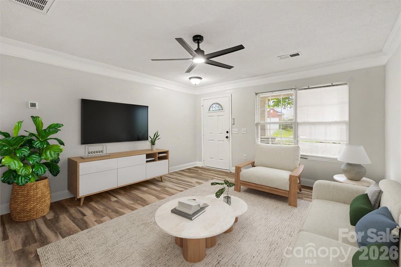 6010 Raisin Tree Ln, Charlotte, NC 28215