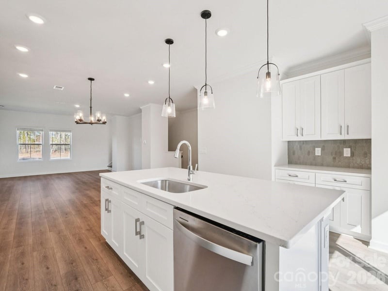 371 Golden Maple Ct, Fort Mill, SC 29708