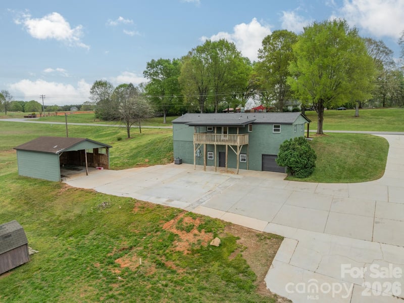 1410 Mays Chapel Church Rd, Newton, NC 28658