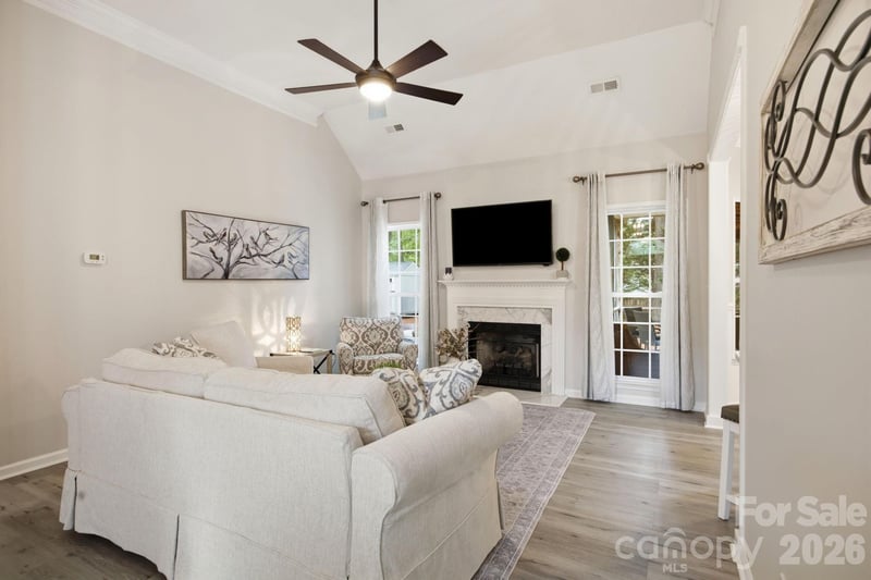 21126 Townwood Dr, Cornelius, NC 28031