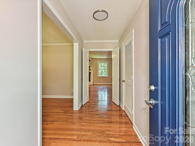 218 Sturbridge Dr, Charlotte, NC 28214