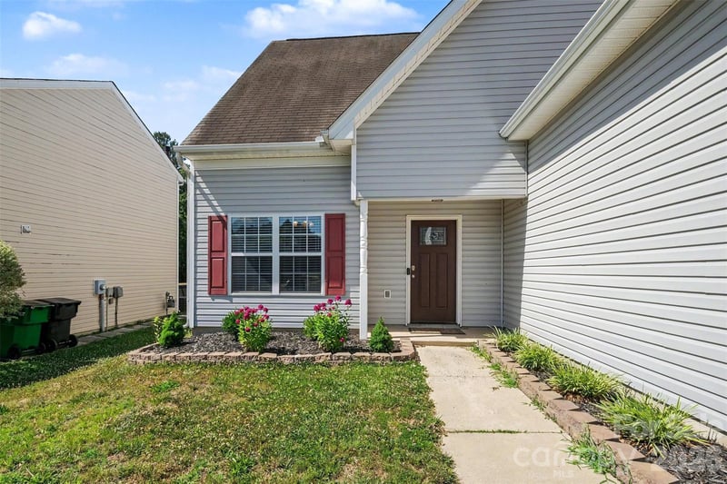 9229 Simonton Dr, Charlotte, NC 28269