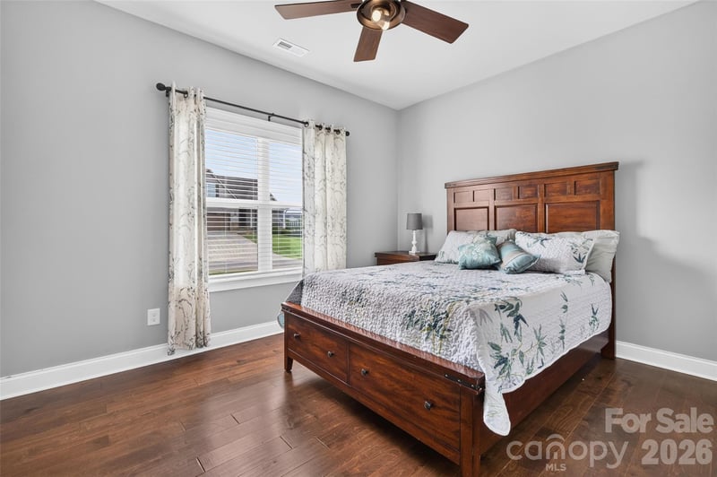 192 Staffordshire Dr, Statesville, NC 28625