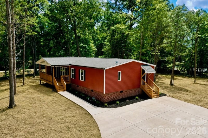 9401 Seymour Ln, Davidson, NC 28036