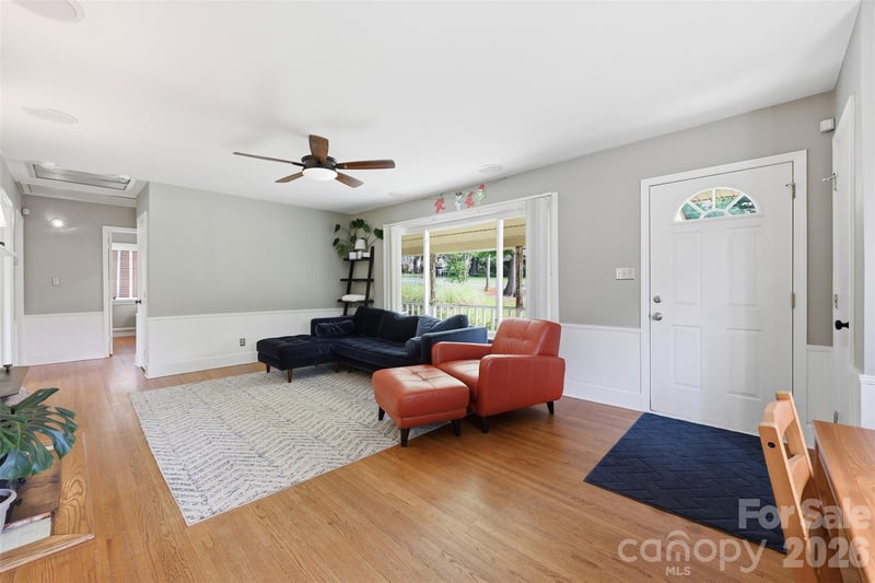 2736 Palm Ave, Charlotte, NC 28205
