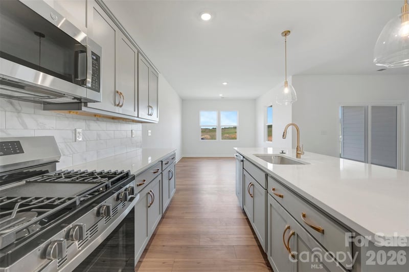 2173 Clifton Rd, Sherrills Ford, NC 28673
