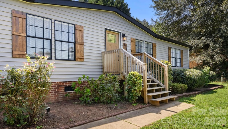 824 Joseph Antoon Cir, Stanley, NC 28164