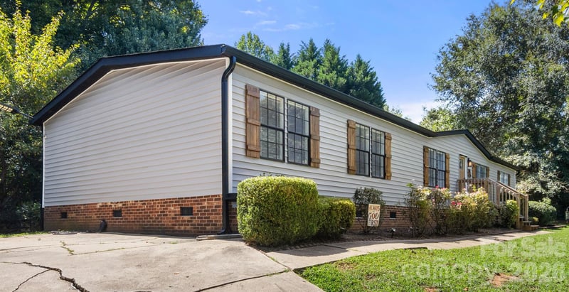 824 Joseph Antoon Cir, Stanley, NC 28164
