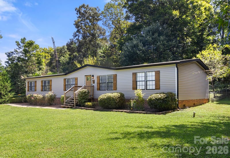 824 Joseph Antoon Cir, Stanley, NC 28164