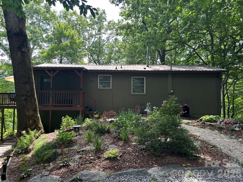 20 Kimberly Rd, Black Mountain, NC 28711