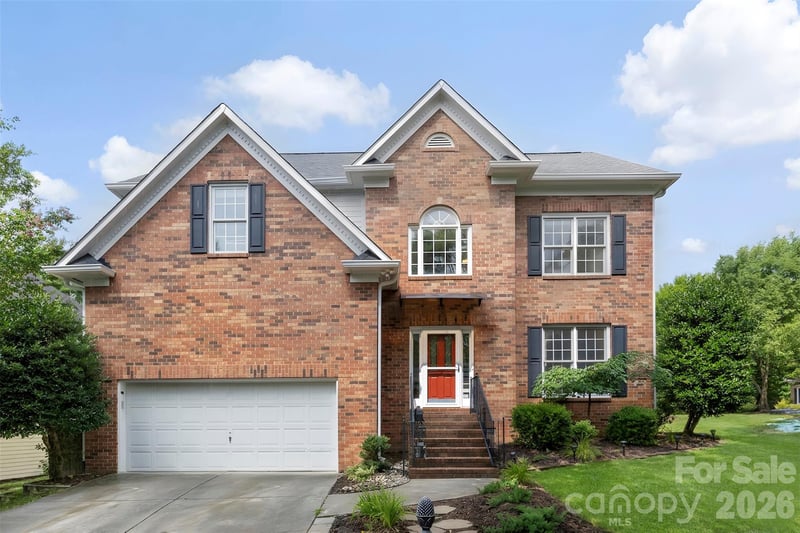 3085 River Bend Dr, Tega Cay, SC 29708