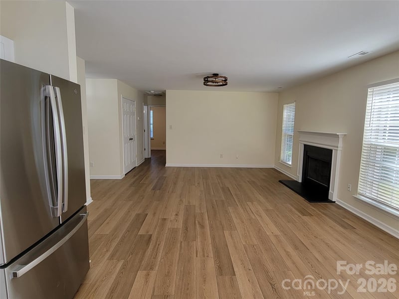 8012 Sheckler Ln, Matthews, NC 28104