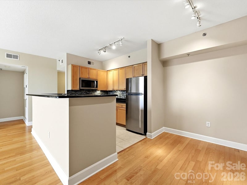 1315 East Blvd #813, Charlotte, NC 28203