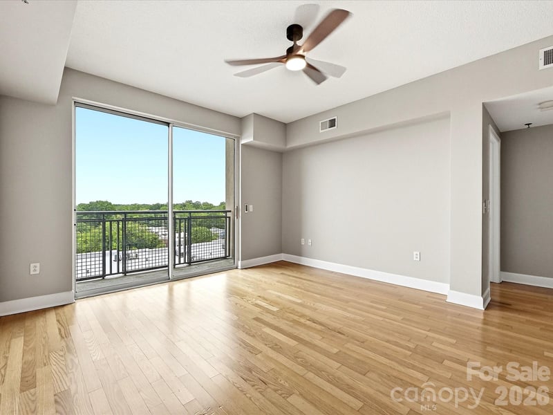 1315 East Blvd #813, Charlotte, NC 28203
