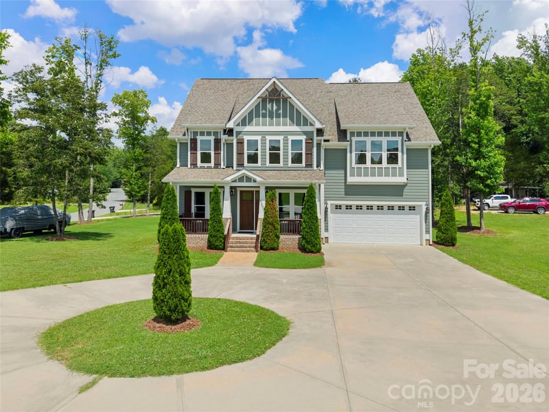 4306 Rolling Acres Rd, Charlotte, NC 28213