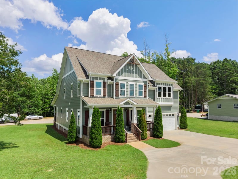 4306 Rolling Acres Rd, Charlotte, NC 28213