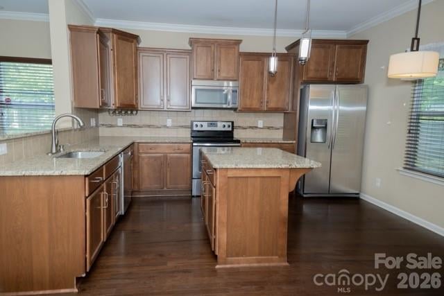 2348 Lake Vista Dr, Mount Holly, NC 28120