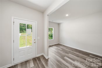 470 Woodberry Dr, Mooresville, NC 28115