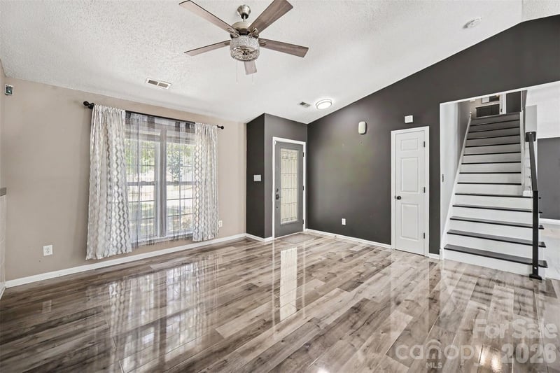 1131 Morning Glory Dr, Charlotte, NC 28262