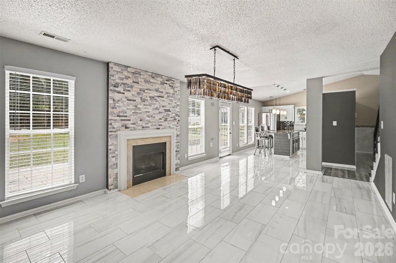1131 Morning Glory Dr, Charlotte, NC 28262