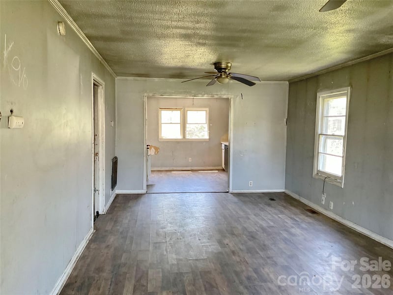 1024 Catawba St, Lincolnton, NC 28092