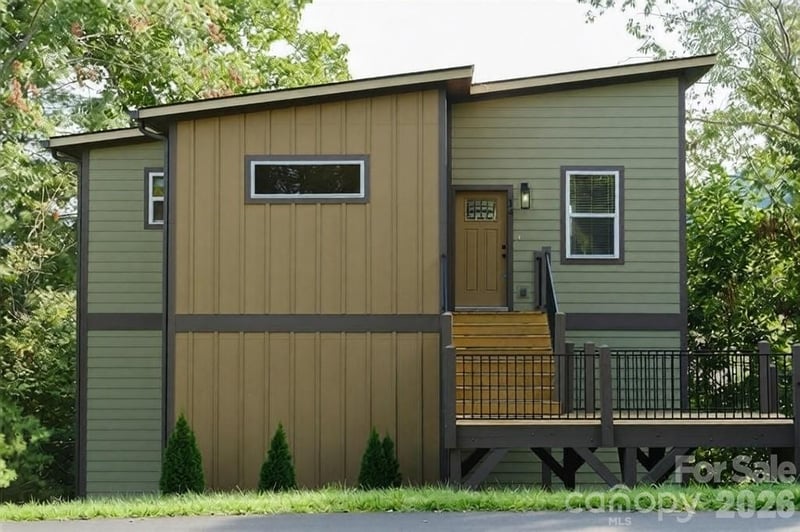 14 Red Maple Dr, Weaverville, NC 28787