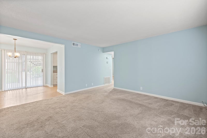 2630 Park Rd, Charlotte, NC 28209