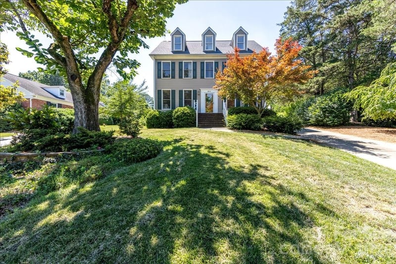 6912 Foxglove Dr, Charlotte, NC 28226