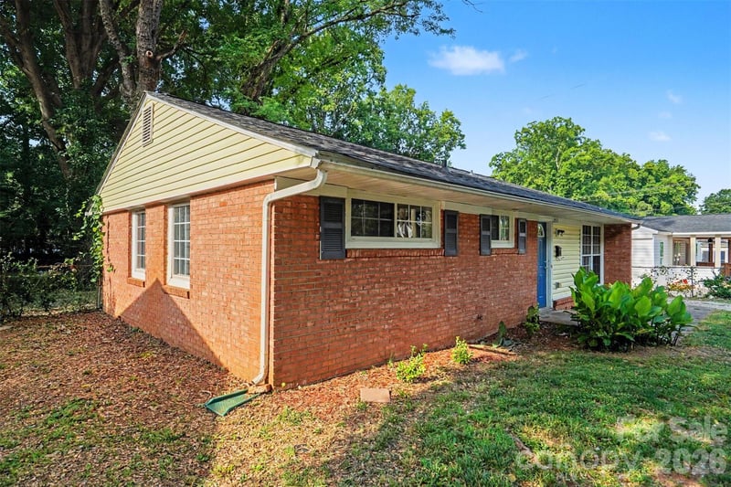 2515 Lasalle St, Charlotte, NC 28216