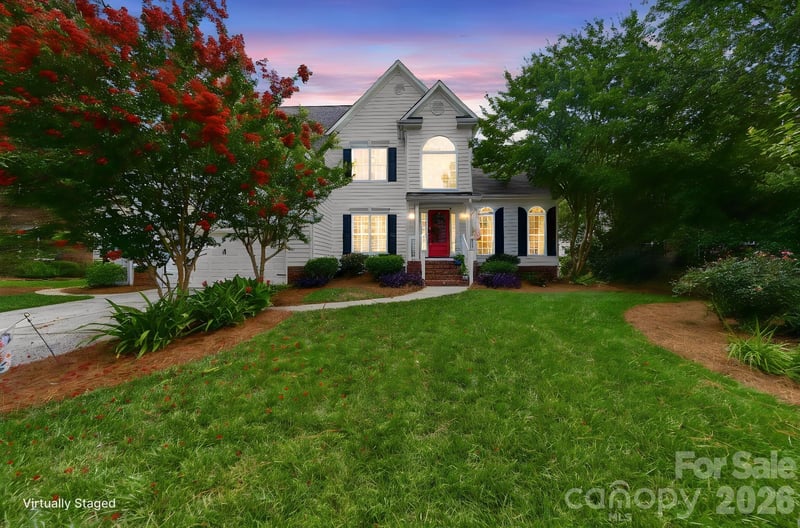 10203 Rougemont Ln, Charlotte, NC 28277