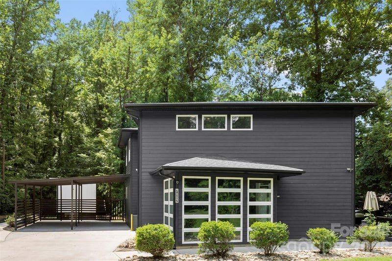 7117 Sugar Creek Rd, Charlotte, NC 28269