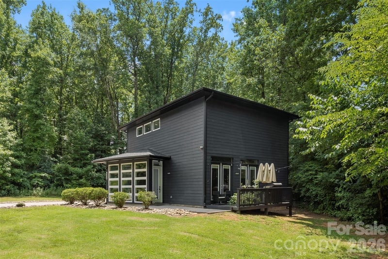 7117 Sugar Creek Rd, Charlotte, NC 28269
