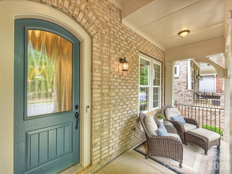4913 Providence Country Club Dr, Charlotte, NC 28277