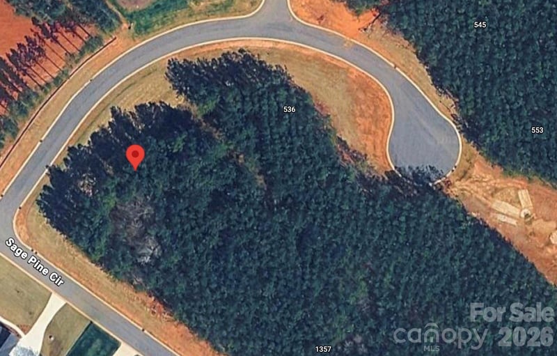 512 Barefoot Ln, Clover, SC 29710