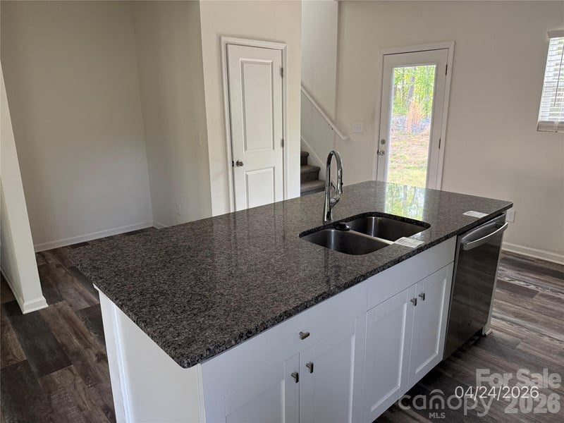 113 Teak Dr, Statesville, NC 28625