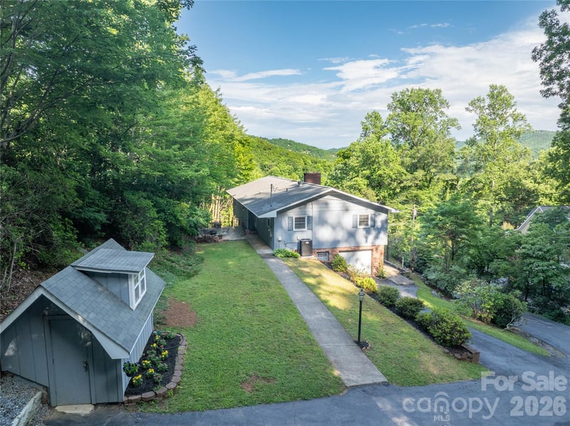 45 Mountain View Ave, Black Mountain, NC 28711