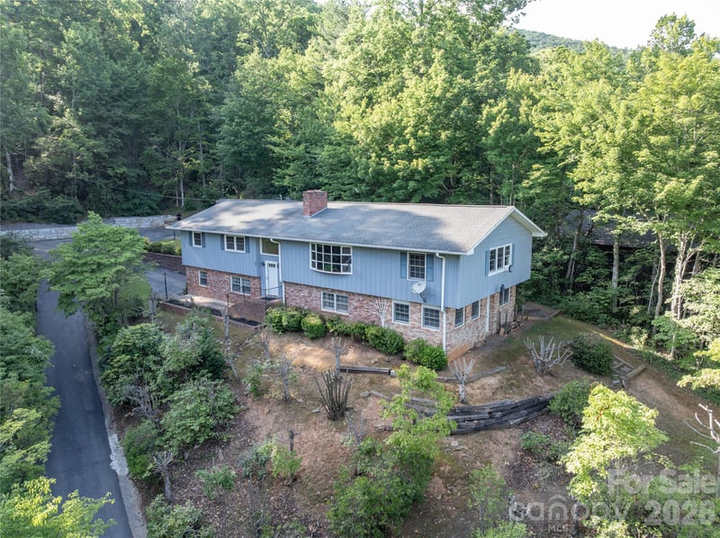 45 Mountain View Ave, Black Mountain, NC 28711
