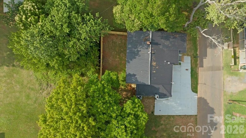304 Derby Ave, Newton, NC 28658