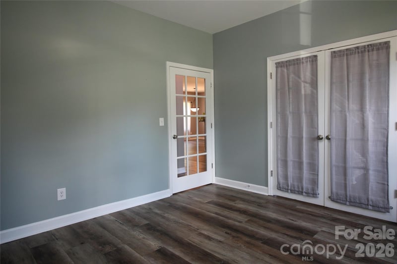 1034 Arrowhead Dr, Concord, NC 28025