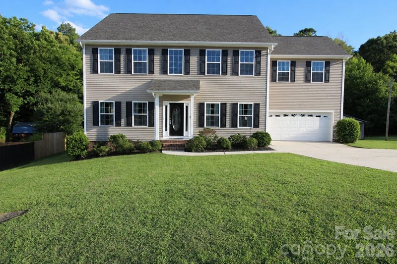 1034 Arrowhead Dr, Concord, NC 28025