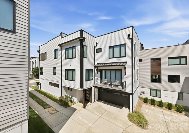 1004 Westbrook Dr, Charlotte, NC 28202