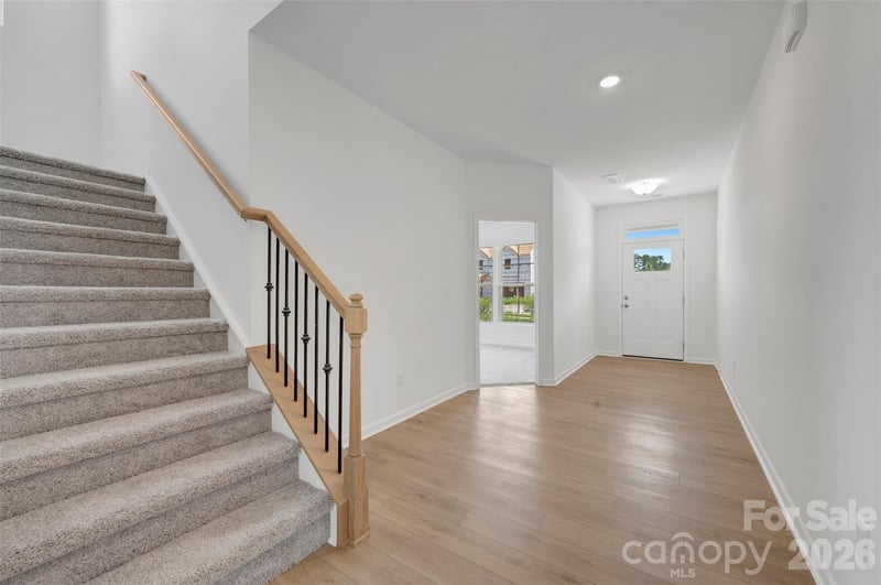 8887 Visgrove Dr, Sherrills Ford, NC 28673