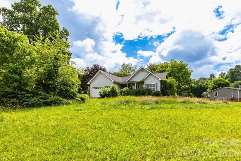 5 Carter Vw, Arden, NC 28704