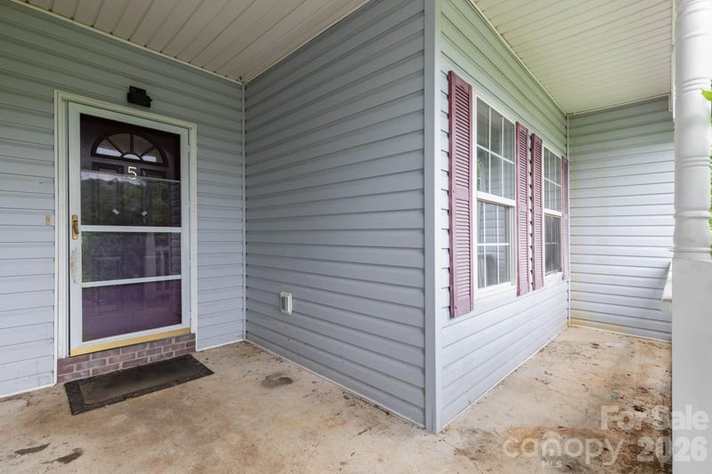 5 Carter Vw, Arden, NC 28704