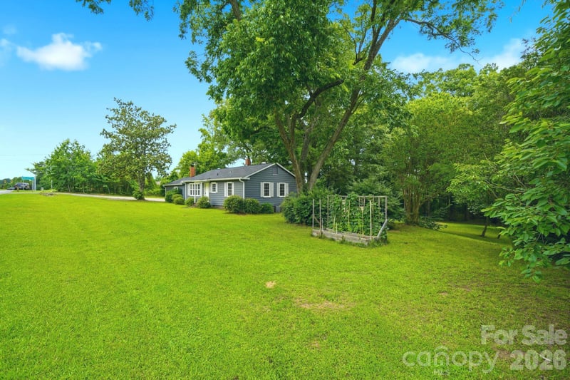 2190 Dobys Bridge Rd, Fort Mill, SC 29715