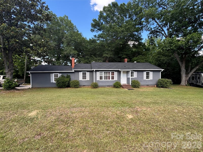 2190 Dobys Bridge Rd, Fort Mill, SC 29715