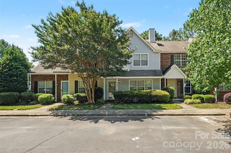 9132 Charminster Ct, Charlotte, NC 28269
